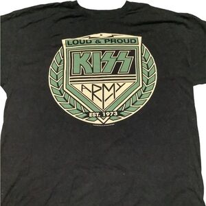 KISS band t shirt